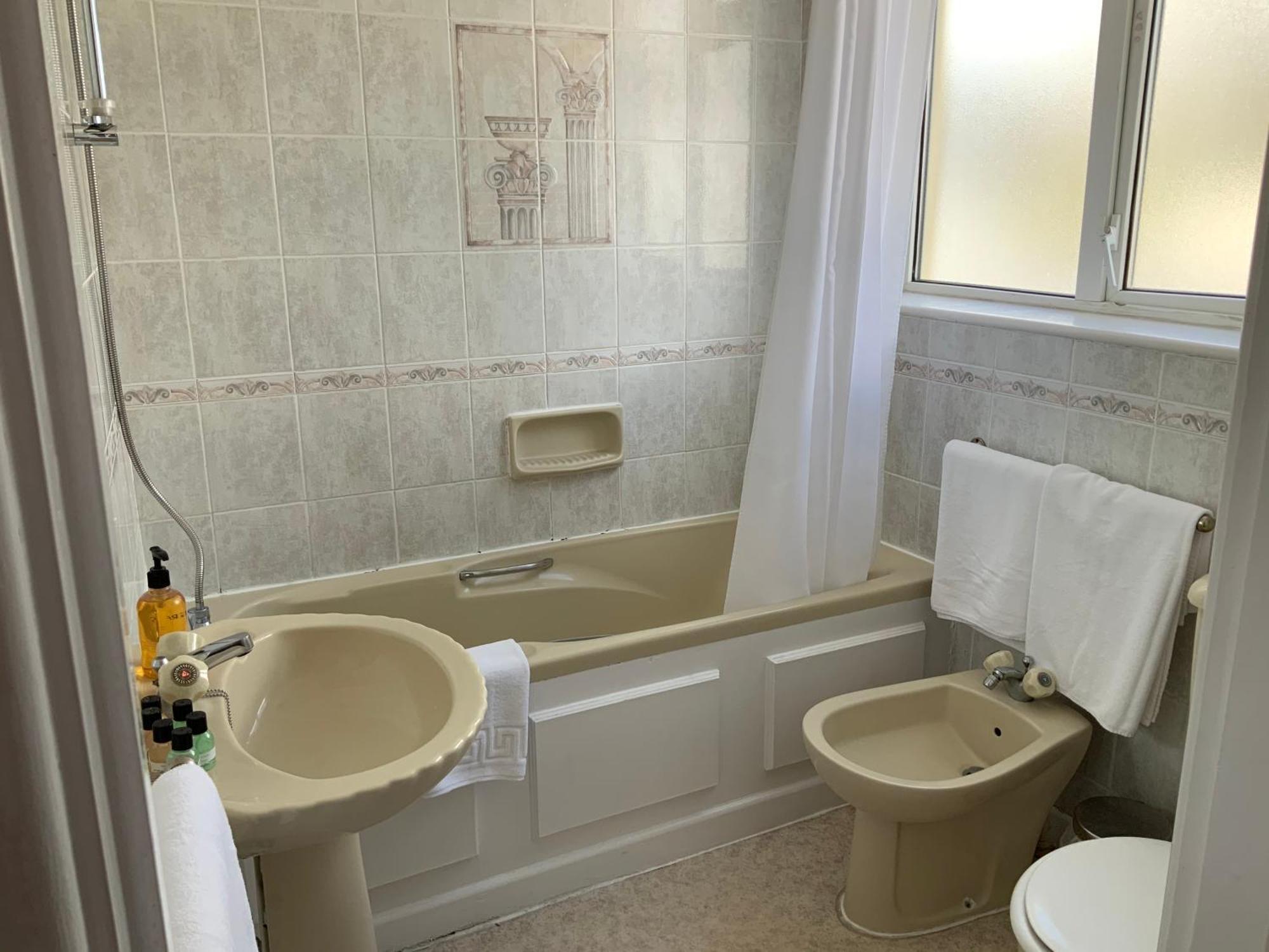 Marina Metro Hotel Saint Helier Jersey Szoba fotó